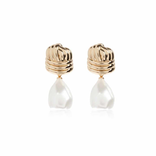 Knot Pearl Gold Earrings