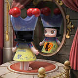 Mega Royal Molly Old Snow White 1000% Figure