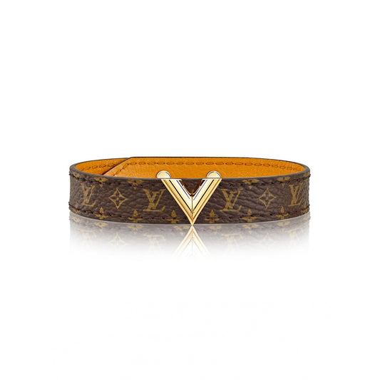 Essential V Bracelet