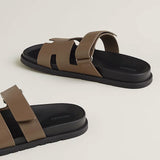 Chypre Étoupe Slides