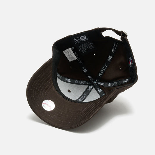 White NY 9 Forty Brown Cap