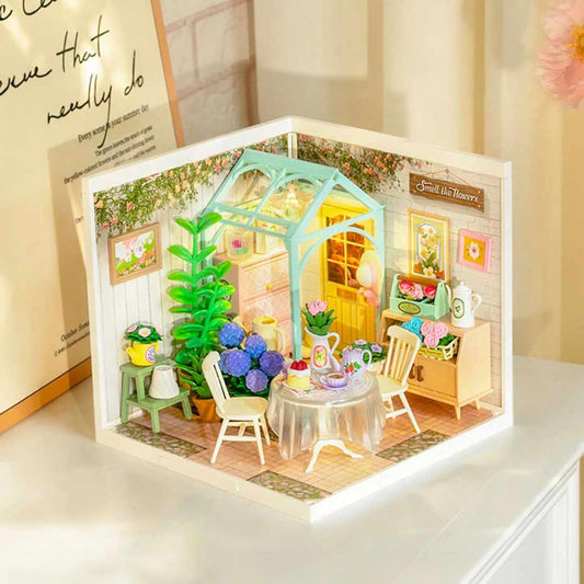 Rolife Blooming Tea Garden Miniature House