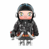 Mega Space Molly Trevor Andrew 400% Figurine