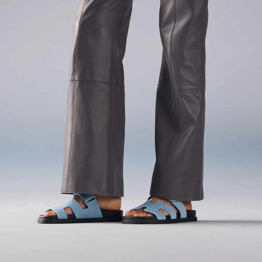 Chypre Bleu Slides